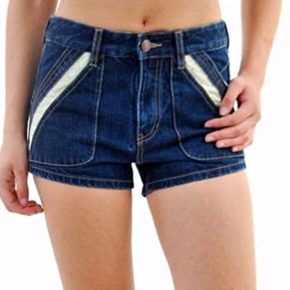 Ladies FREE PEOPLE DENIM SHORTS .. - Picture 1 of 6